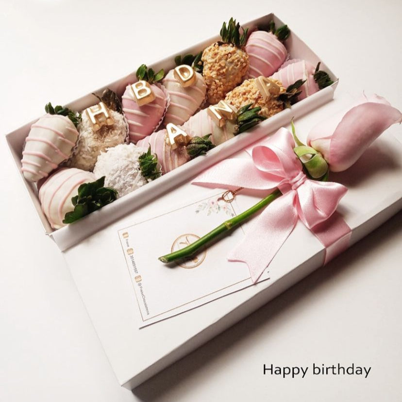 Caja Big rosa de 12 fresas
