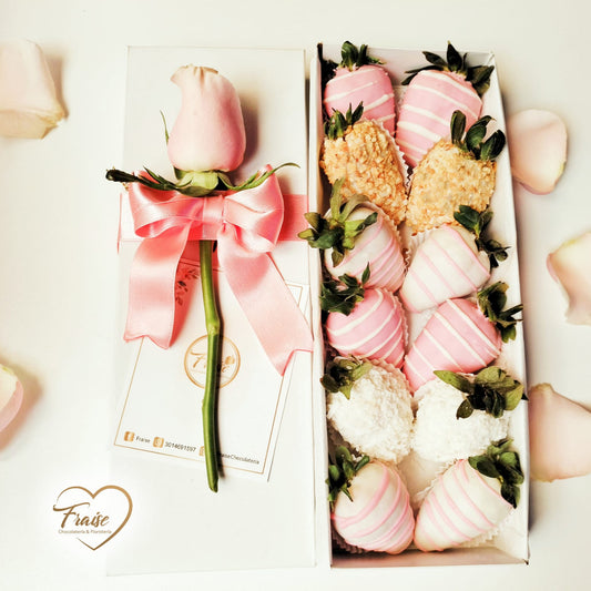 Caja Rosa de 12 fresas